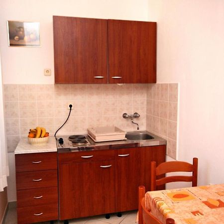 Apartments With A Parking Space Rovanjska, Paklenica - 6209 المظهر الخارجي الصورة
