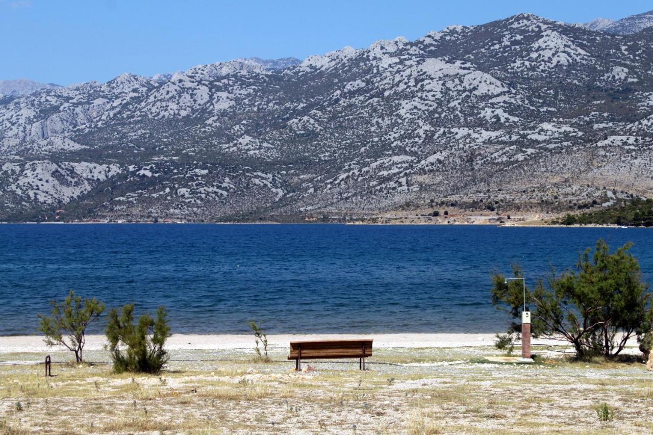 Apartments With A Parking Space Rovanjska, Paklenica - 6209 المظهر الخارجي الصورة